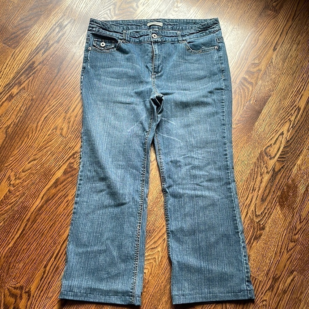 Size 16 Jeans. Petite.